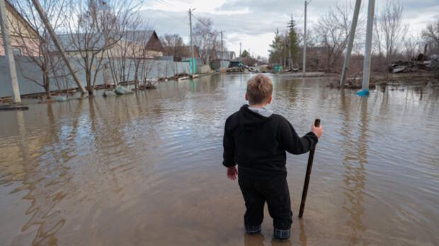 Угроза наводнения: "оранжевый" уровень погодной опасности действует в Подмосковье