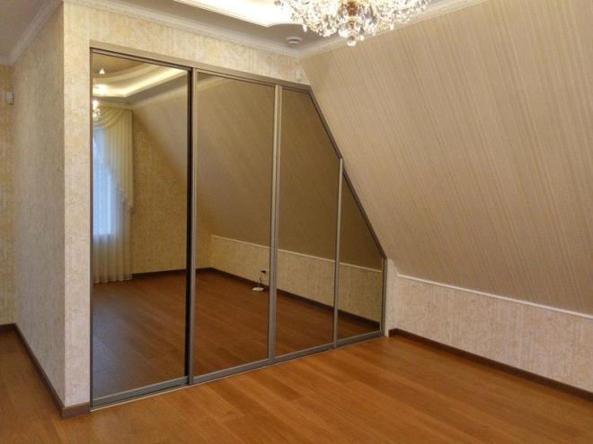 Встроенный шкаф-купе: стильное оформление скрытых систем хранения (90 фото)