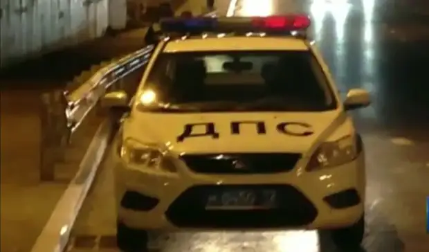 В Тюмени пожилой мужчина и гражданин Узбекистана пытались дать взятку сотрудникам ДПС