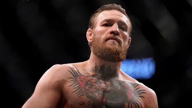 Макгрегор закупил средства защиты от коронавируса для больницы