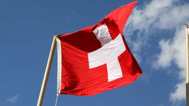 Песков: Швейцария отходит от нейтралитета, не пригласив РФ на конференцию