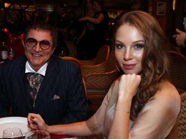 Отар Кушанашвили высмеивает Романа Товстика: «Выяснится, что он живет в кредит»