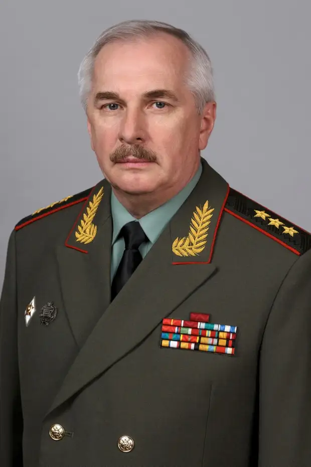 Сегодня Андрей Рэмович Белоусов в статусе нового министра обороны провел свое первое совещание с руководящим составом ведомства.-5