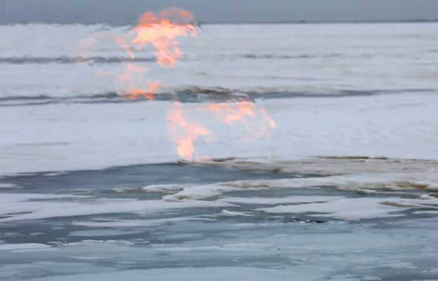 Горящие льды Байкала на видео