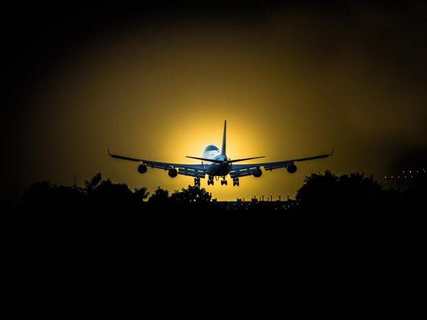 Поддержать авиацию: Минтранс допускает национализацию самолетов Boeing и Airbus
