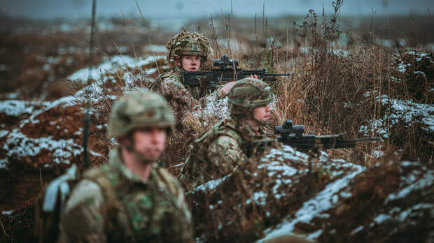 Британия увеличила число своих военных на Украине