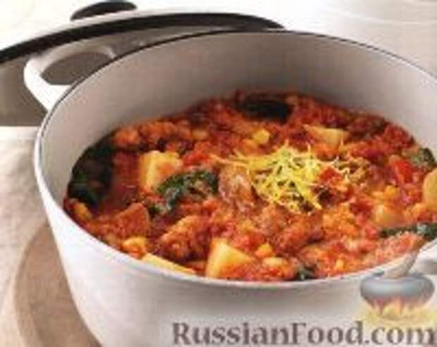 Фото к рецепту: Рагу из куриных бедрышек с кукурузой и картофелем