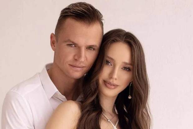 «Упала, очнулась, Склиф…»: Анастасия Костенко сообщила о госпитализации близкого человека