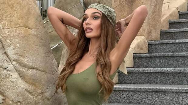 15-летний сын Алёны Водонаевой не смог вернуться в Москву: «Мы подлетали к Ирану»