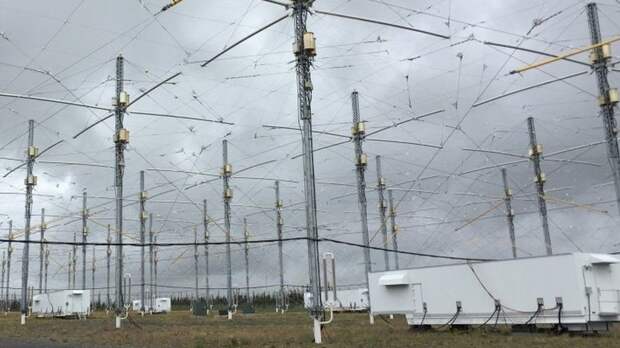 Антенное поле установки HAARP