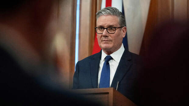 Стармера раскритиковали за отпуск в Испании в разгар иранского конфликта