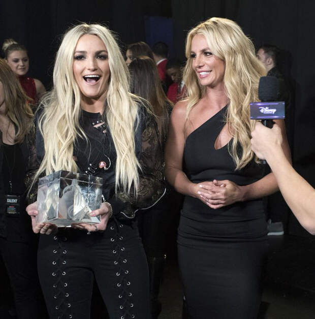 Britney Spears With Her Sister Jamie Lynn