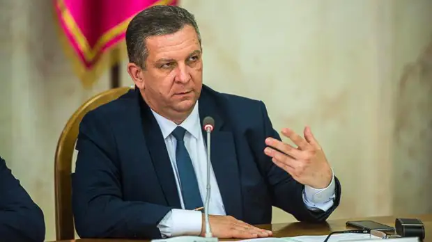 «Действия Киева бьют рикошетом по обычным гражданам»: чего достигло руководство Украины в 2018 году