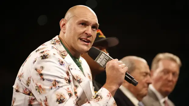 Фьюри пожаловался на проявления расизма по отношению к нему