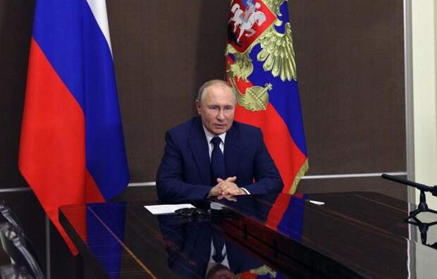 Путин осудил сожжение Корана в Швеции