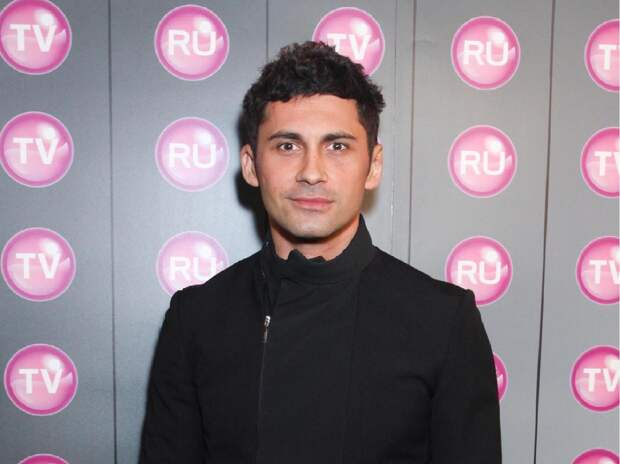 Постарел, похудел, отрастил волосы: поклонники не узнали Дана Балана