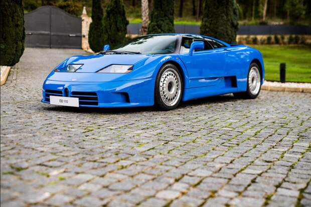 Редкий и легендарный Bugatti EB110 GT 1996 года
