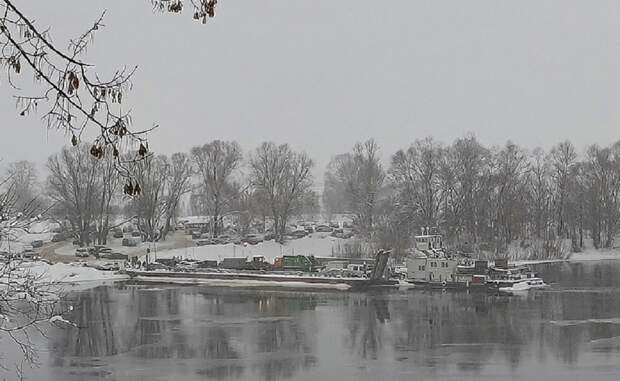 Работу паромной переправы через Оку в Павлове приостановят 14 января