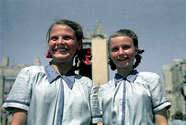 Первый послевоенный спортивный парад в Сталинграде, 1945 год 1945, парад, сталинград