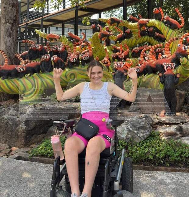 360.ru: туристку из РФ, пережившую кому в Таиланде, ввели в медикаментозный сон