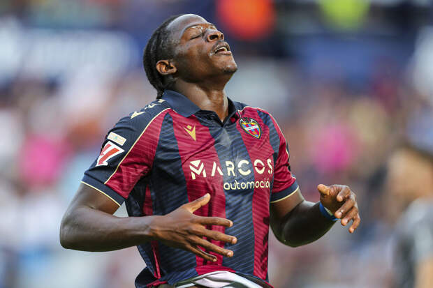 Журналист Тоскано: ЦСКА намерен потратить €50 млн на Этта-Эйонга из "Леванте"