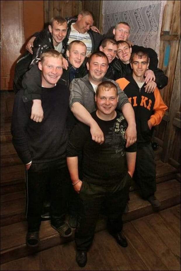 Типичные проводы в армию, как они проходят в деревне