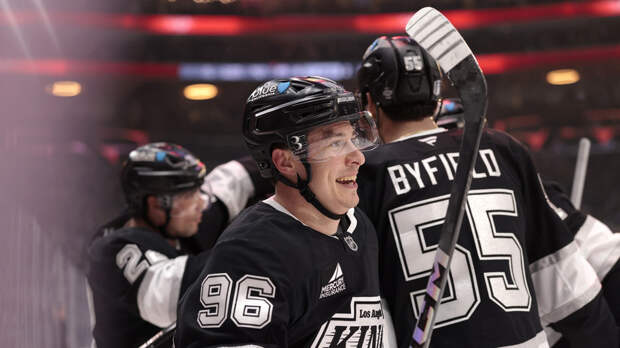 Гол Кузьменко принёс «Лос-Анджелесу» победу над «Рейнджерс»