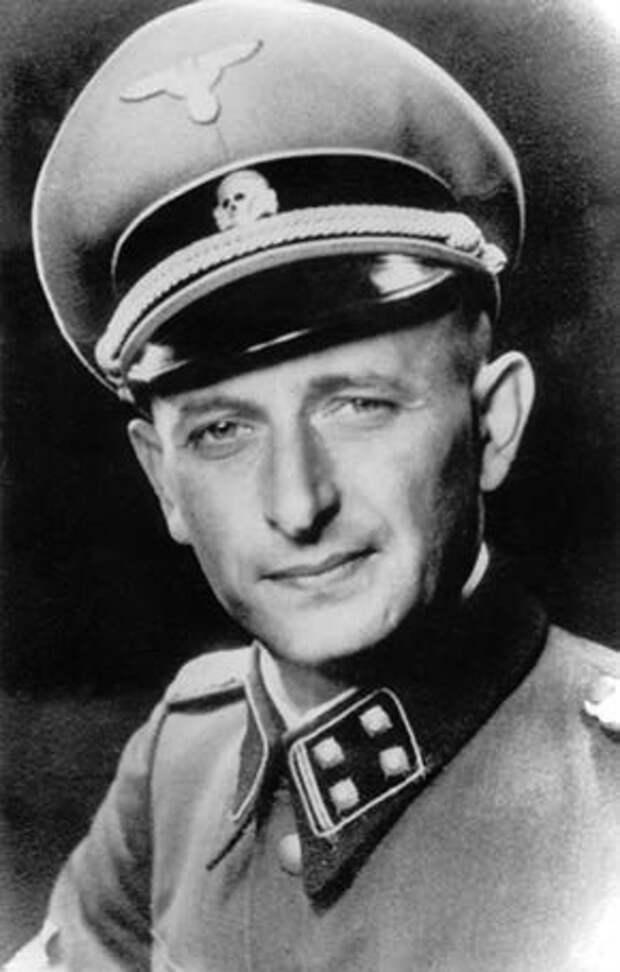 Адольф Эйхман (1906-1962) - немецкий офицер, сотрудник Гестапо, непосредственно ответственный за массовое уничтожение евреев
