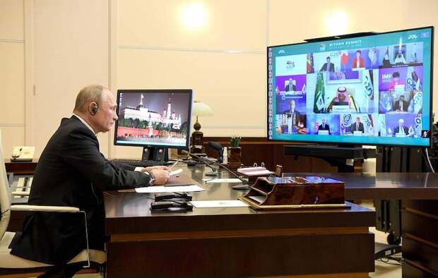 Путин: РФ предоставит вакцину от коронавируса нуждающимся странам Путин: РФ предоставит вакцину от коронавируса нуждающимся странам