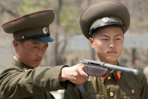 Как служат солдаты в армии в Северной Корее