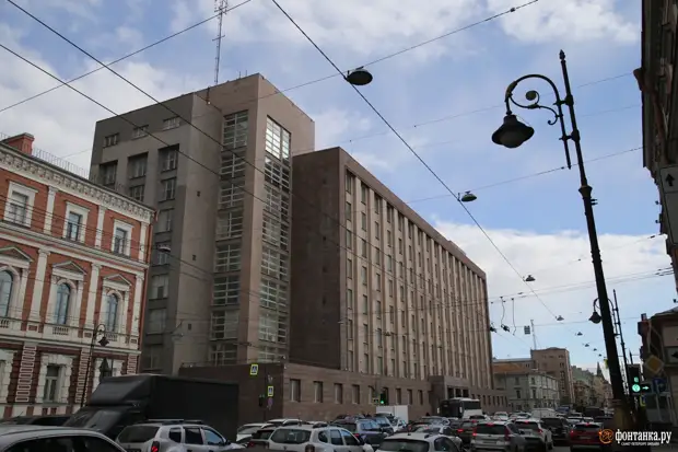 «От викинга до зверья, от босоты до царя». Питерская героика с Евгением Вышенковым