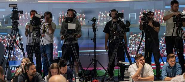 Триколор под запретом: После спортсменов МОК взялся за русских журналистов