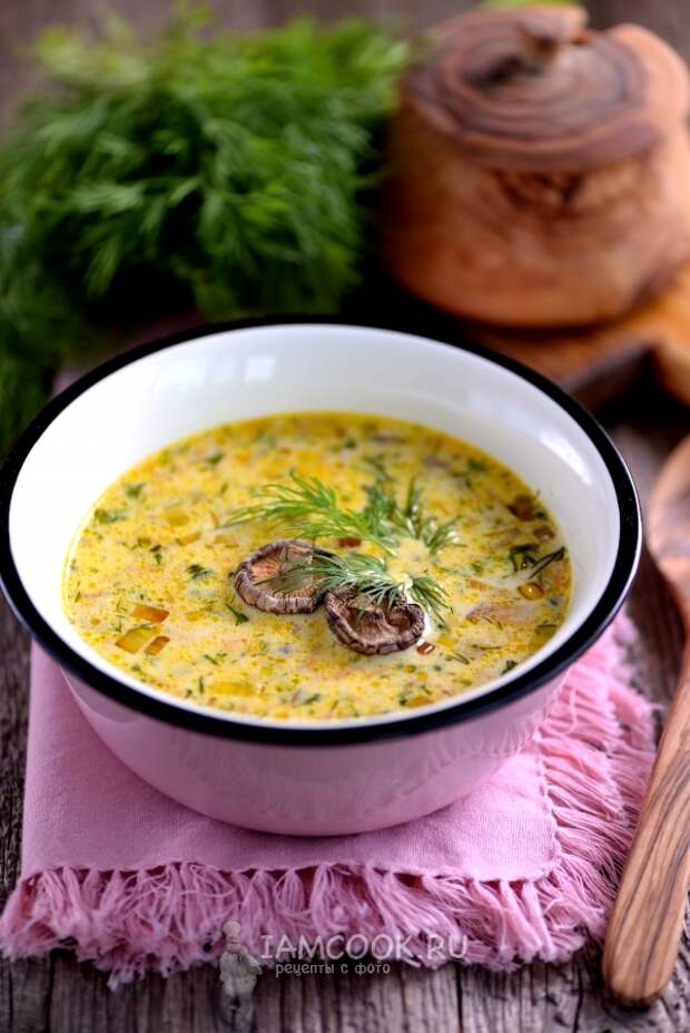 Суп с грибами и плавленным сыром картофелем. Грибной суп с плавленым сыром. Суп с грибами и плавленным сыром. Грибной суп с плавленным сыром. Суп грибной "сливочный" с сыром.
