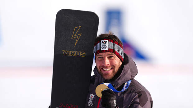 40-летний Карл завоевал золото Олимпиады-2026 в параллельном гигантском слаломе