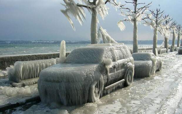 Как не остаться без машины из-за ледяного дождя