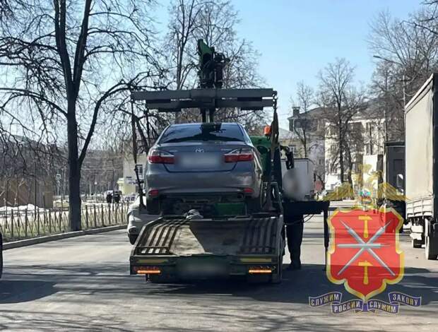 В Туле за нелегальную перевозку задержали таксиста-мигранта