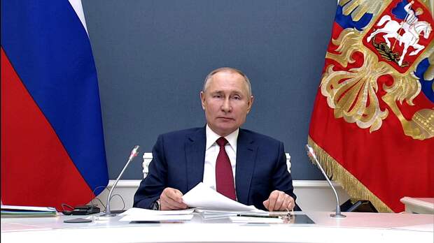 Путин подписал закон о поправках в Семейный кодекс
