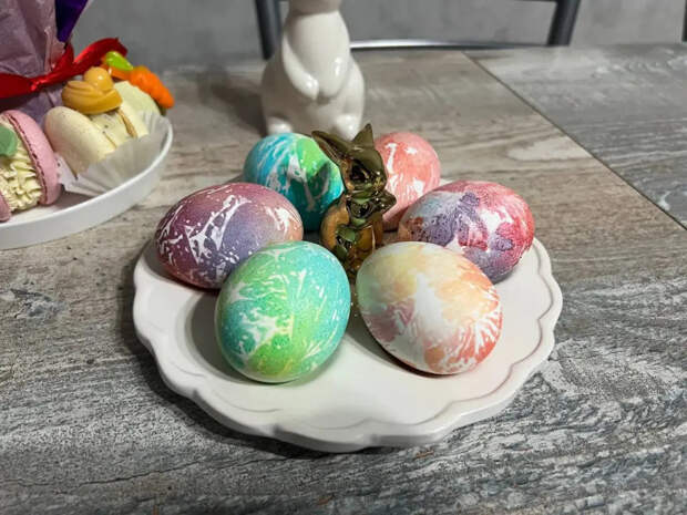 Яйца-сапфиры на Пасху: секрет идеального синего цвета без химии и грязных рук