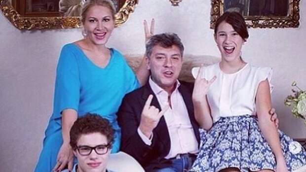 «Да, я не святая!»: Одинцова рассказала об отношениях с женатым Немцовым