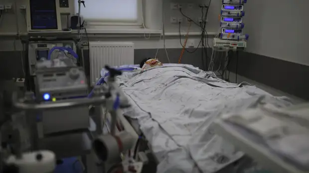 Врач Стрижелецкий прокомментировал ситуацию с коронавирусом в Петербурге