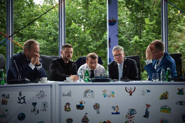 Европа перестает доверять США, развал НАТО становится всё реальнее