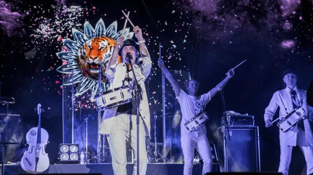 Мэр Вильнюса потребовал запретить концерт группы «Нэнси»