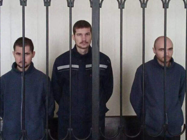 В ДНР морпехов ВСУ приговорили к 27 и 28 годам колонии за расстрел беженцев