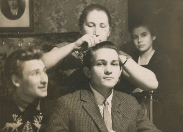 Стильная причёска в домашних условиях, 1950-е годы