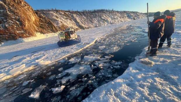 Перевозчик погибших на Байкале туристов из Китая работал нелегально