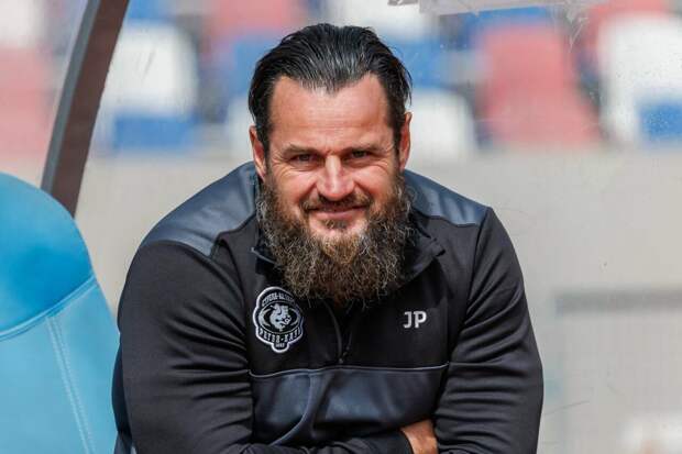 ДжейПи Нил: «Регби – это хулиганская  игра, в которой играют джентельмены»