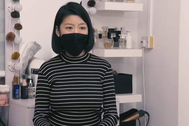 Знаменитая певица бросилась спасать бойфренда из горящей машины и получила тяжелые ожоги