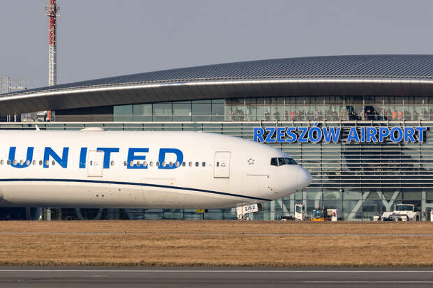 Польские власти сообщили о возобновлении рейсов в Аэропорты в Жешуве и Люблине
