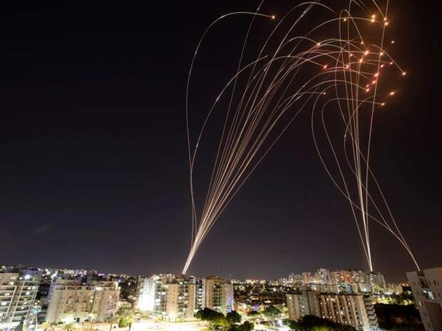 ХАМАС ударил ракетами по югу Израиля в ответ на обстрел Газы