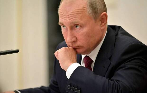 Несколько дней назад стало известно о том, что президент Путин все же решил воспользоваться правом обнуления своих президентских сроков и попробовать силы в избирательной кампании еще раз.